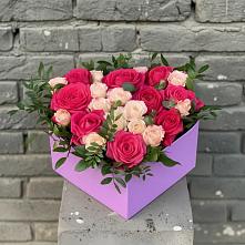 Цветочная композиция из Розы в коробке в Излучинске