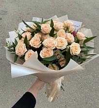 Букет Кремовые розы Латте в Излучинске