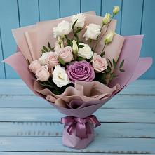 Букет цветов из:  Розы и Лизиантусы #REPLACE_PRED# Излучинске