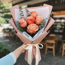 Букет цветов из:  Розы в Излучинске