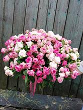 Букет Розовые кустовые розы Натали и Лав Лидия в Излучинске