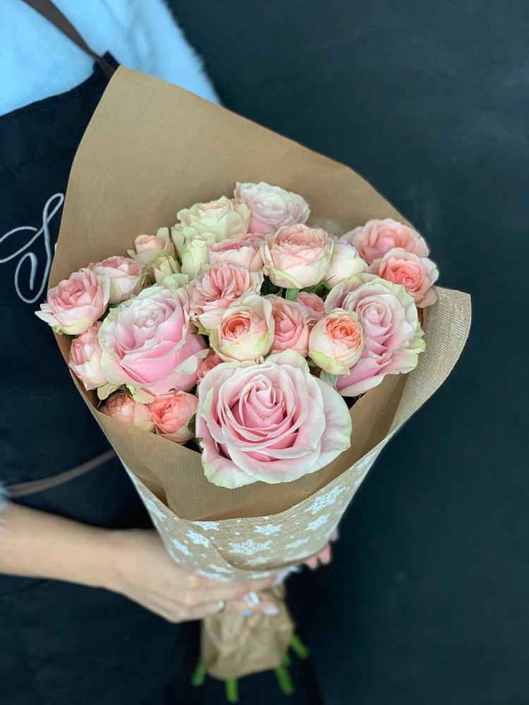 Букет цветов из: Хризантемы и Розы в Излучинске