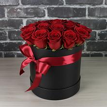 Цветочная композиция из Розы в шляпной коробке #REPLACE_PRED# Излучинске