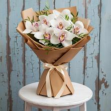 Букет цветов из:  Орхидеи и Розы #REPLACE_PRED# Излучинске